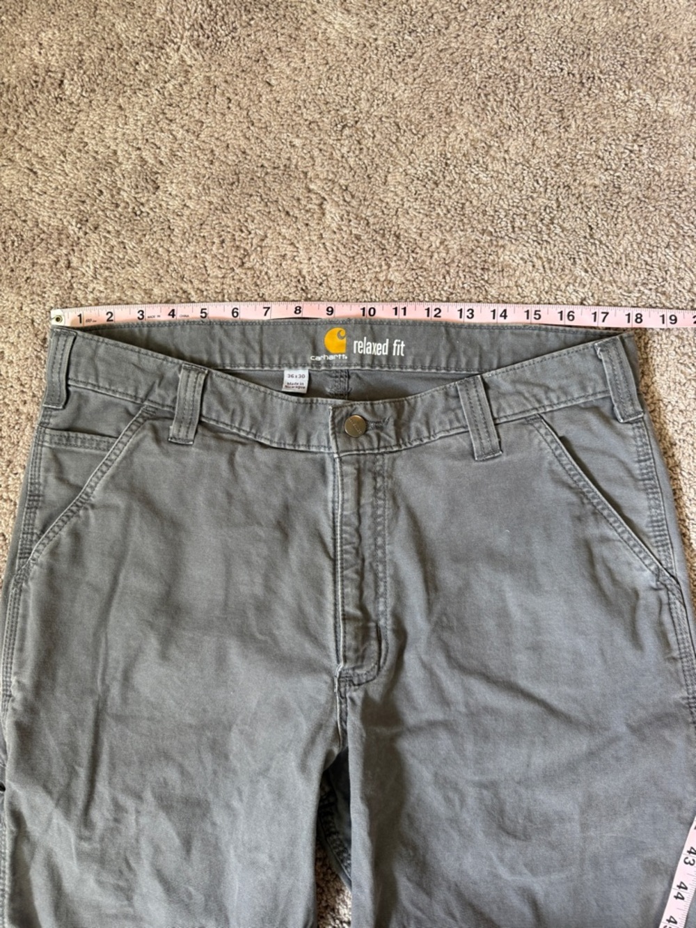 Carhartt Men’s Charcoal Cargo Work Pants relaxed fit - cropped - Picture 9 of 12